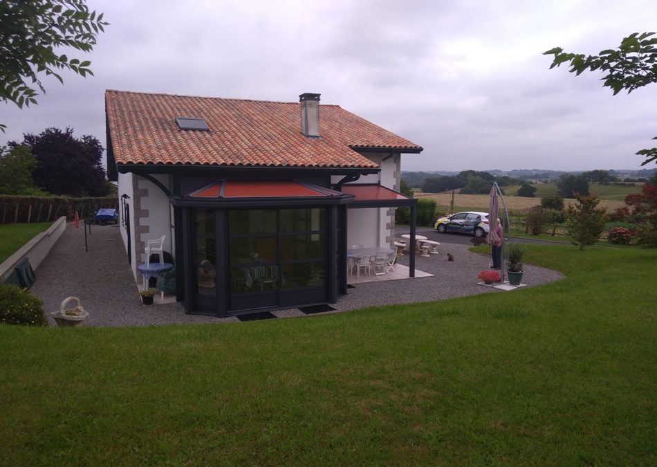 Véranda en aluminium à Maucor