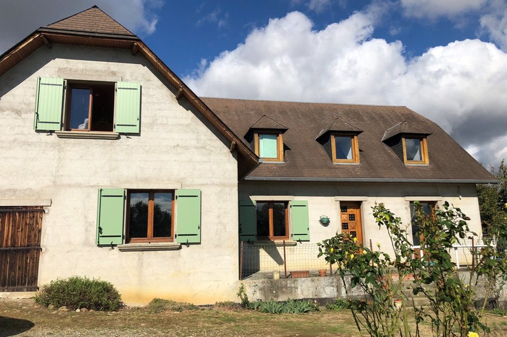 Volets battants en aluminium à Lansac