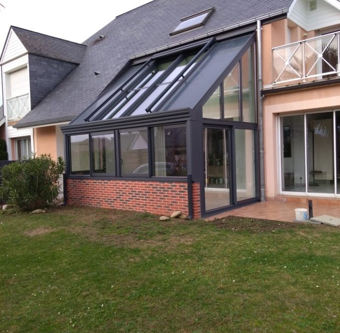 Véranda en aluminium à Horgues