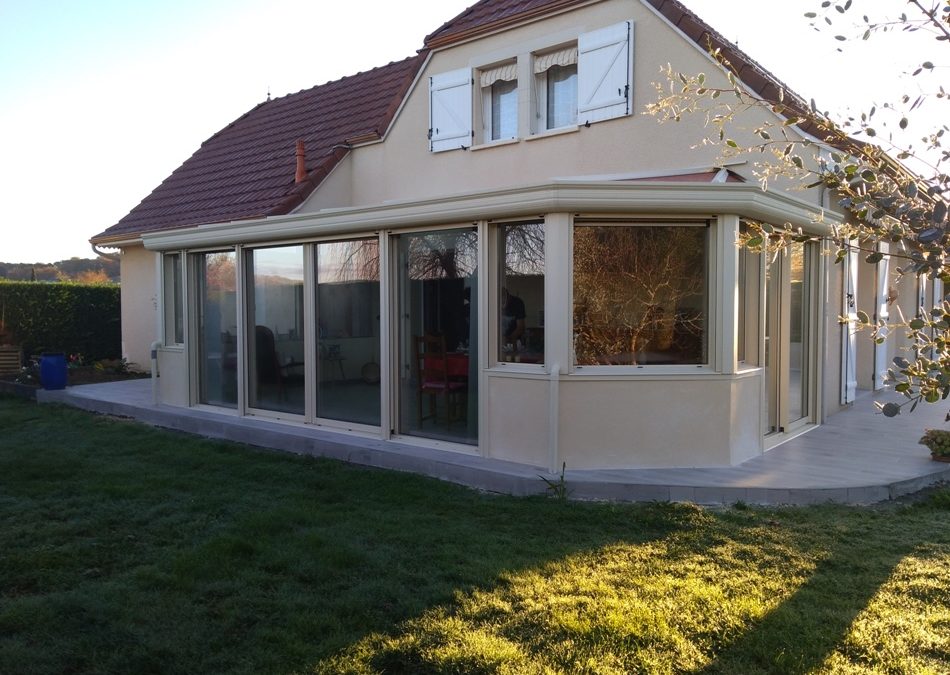 Véranda en aluminium à Serres Castet